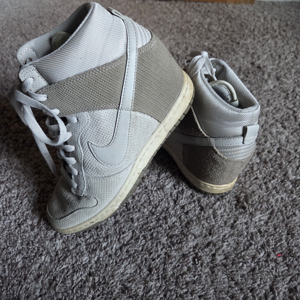 Nike Women's High-Top Wedge Sneakers in Gray and Tan Size 8